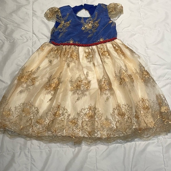 NWT Gorgeous Girls Dress - Picture 2 of 9